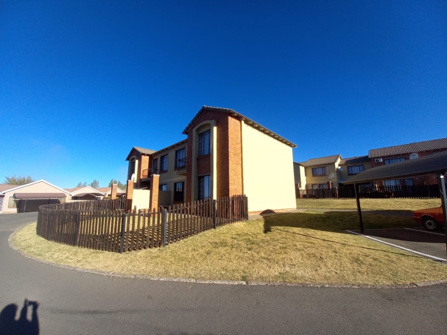 2 Bedroom Property for Sale in Hillside View Free State